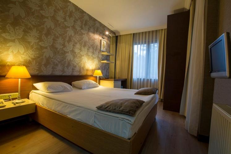 Park Polonezkoey Hotel Istanbul Exterior photo